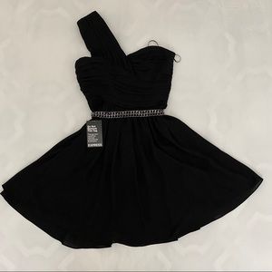 Cute skater dress - One shoulder dress- Express